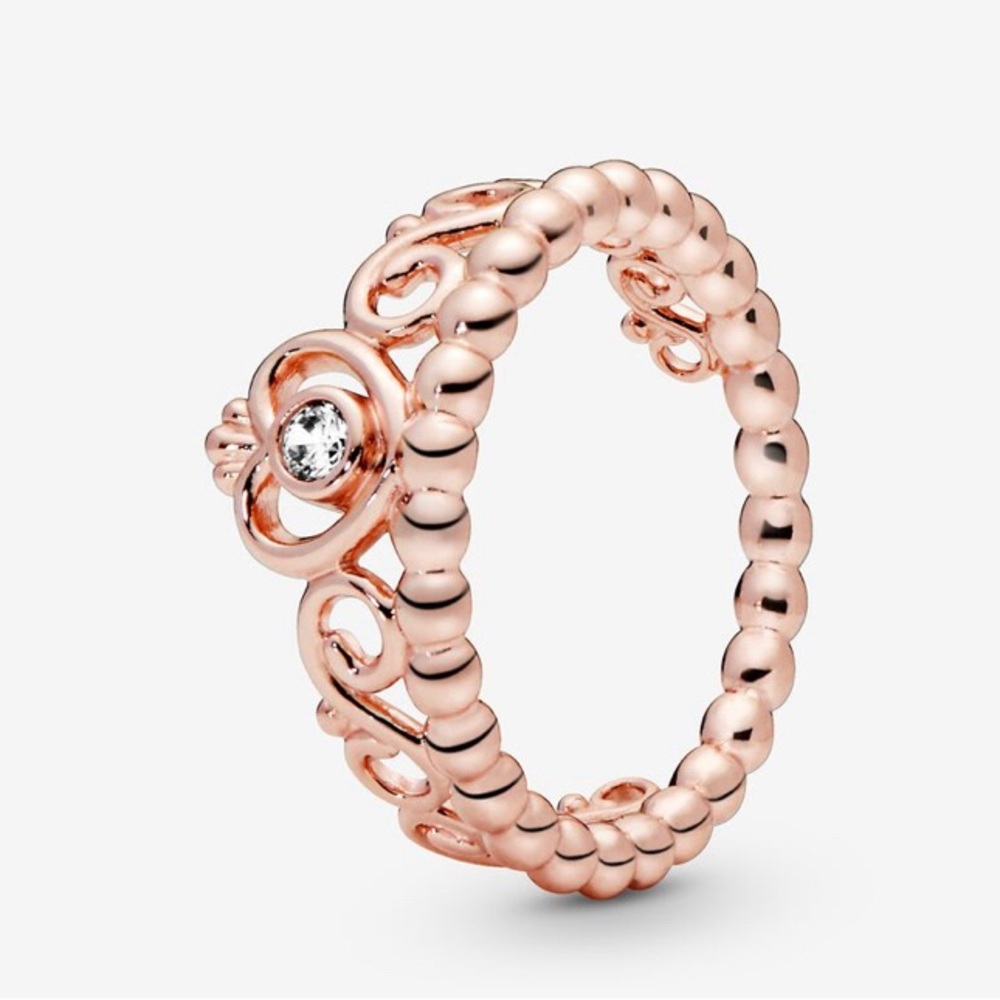 Pandora Princess Tiara Crown ring in Rose Gold